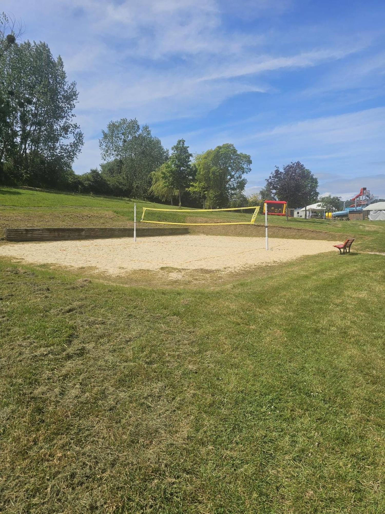 Campsite Mobil-home 4 Personnes Dans 5 Etoiles Proche De La
